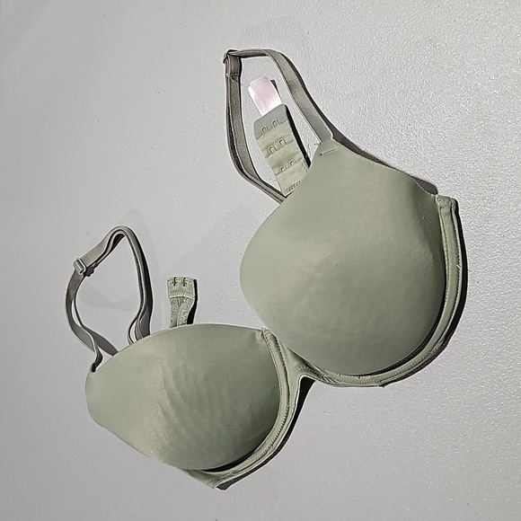 Pink green and pink 32D bra - Picture 2 of 7